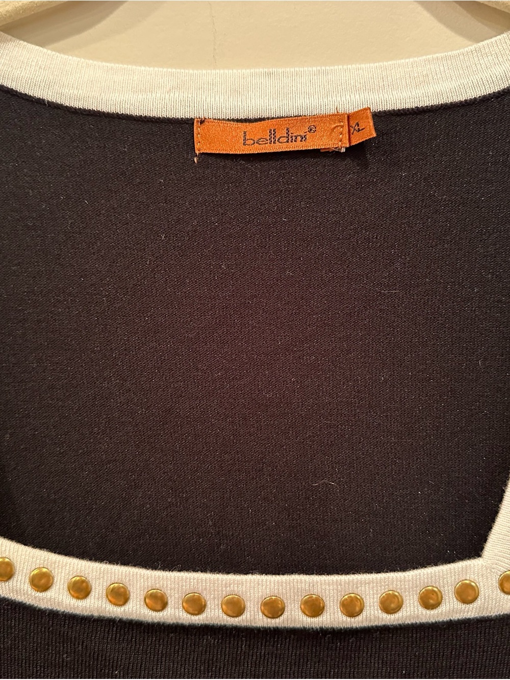Belldini Black Sleeveless Tank White Trim Gold Studs Stretchy Statement Top S XL - Picture 6 of 10